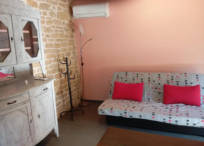 Le Cabanon Au Bord De L'othain 乡村民宿 *