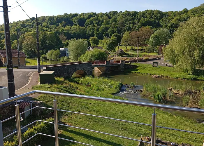 Le Cabanon Au Bord De L'othain 乡村民宿