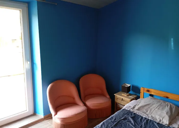 乡村民宿 Le Cabanon Au Bord De L'othain