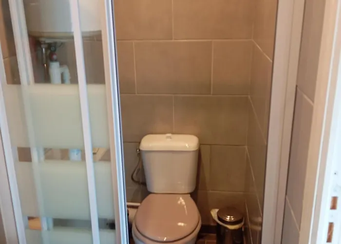 Le Cabanon Au Bord De L'othain